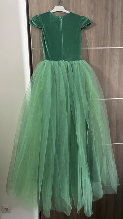 Rochie verde eleganta marimea 12-13 ani