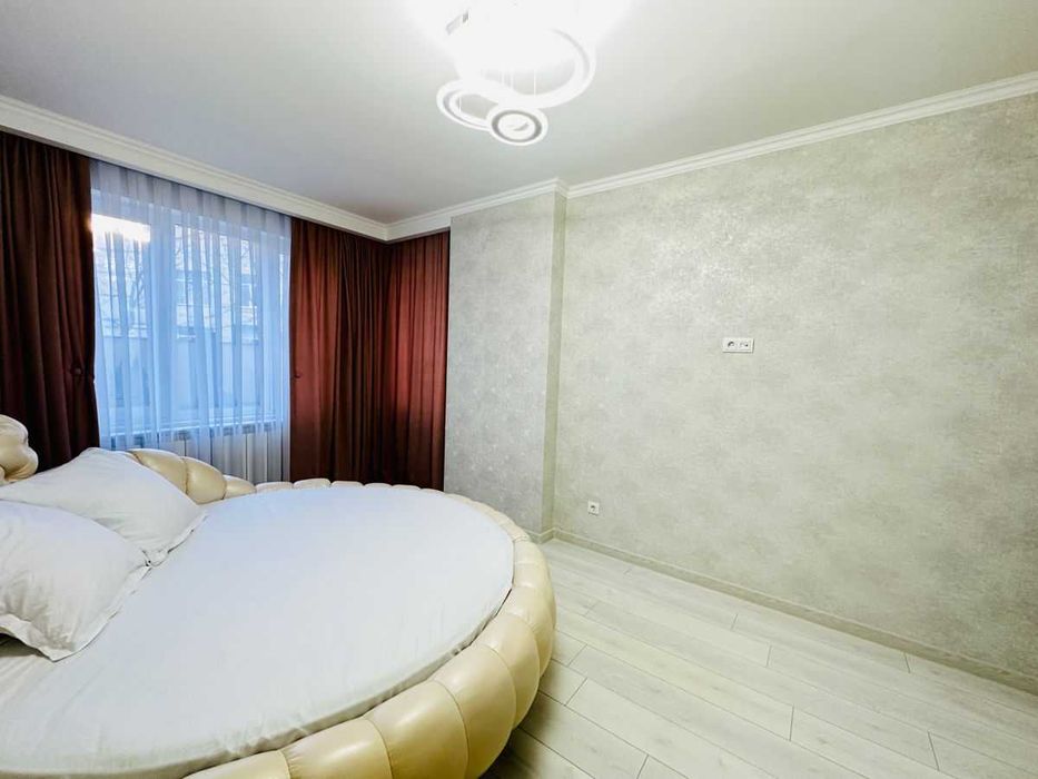 Дава се под наем Двустаен апартамент в София, Студентски град - 67 кв.м за 400 € - Снимка #2