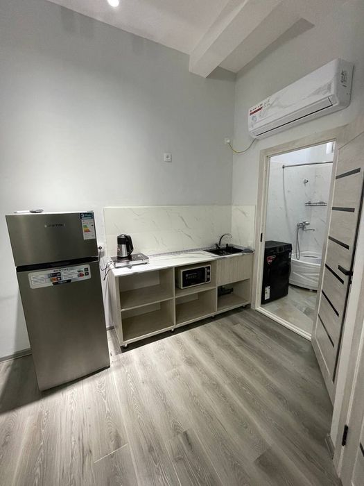 Mirzo Ulug'bek metroga yaqin joyda joylashgan 2 xonalik uy