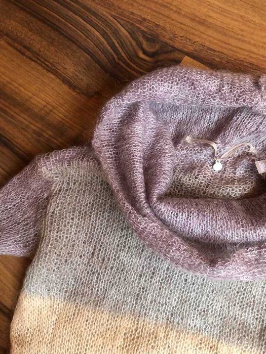 нежен красив пуловер