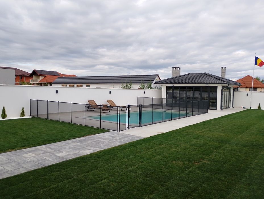 Prelate,Huse,Garduri, pentru sigurata copiilor in zona  piscinei tale.