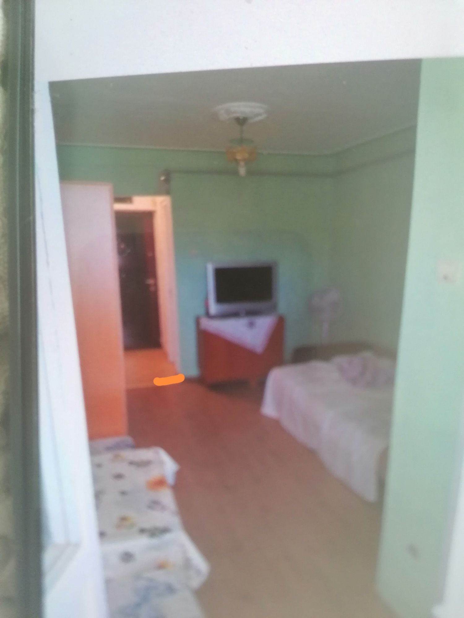 Billa-gara, etaj interm, , ap 2cD, 50mp, 95000eu
