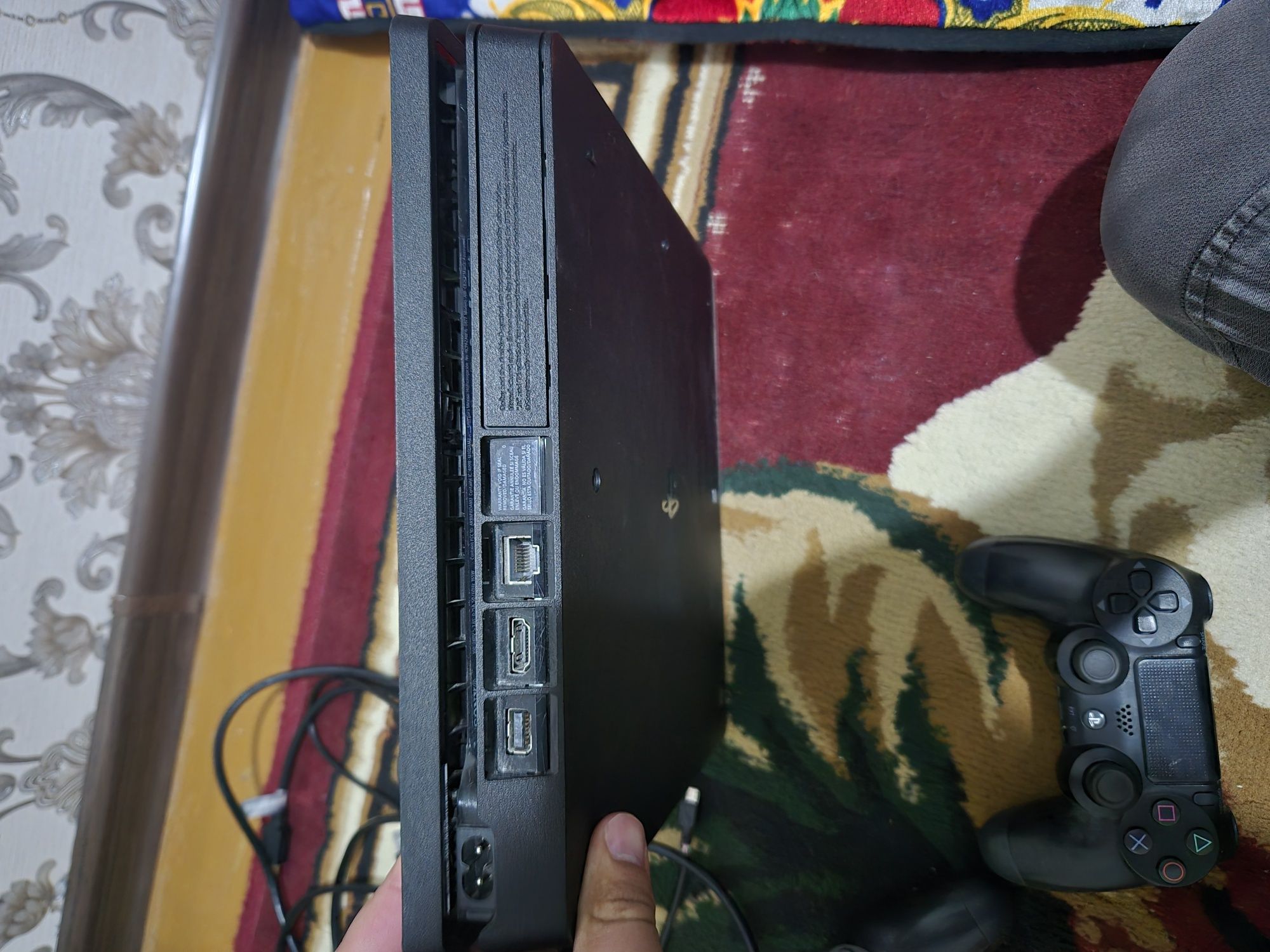 PlayStation 4   1 TB