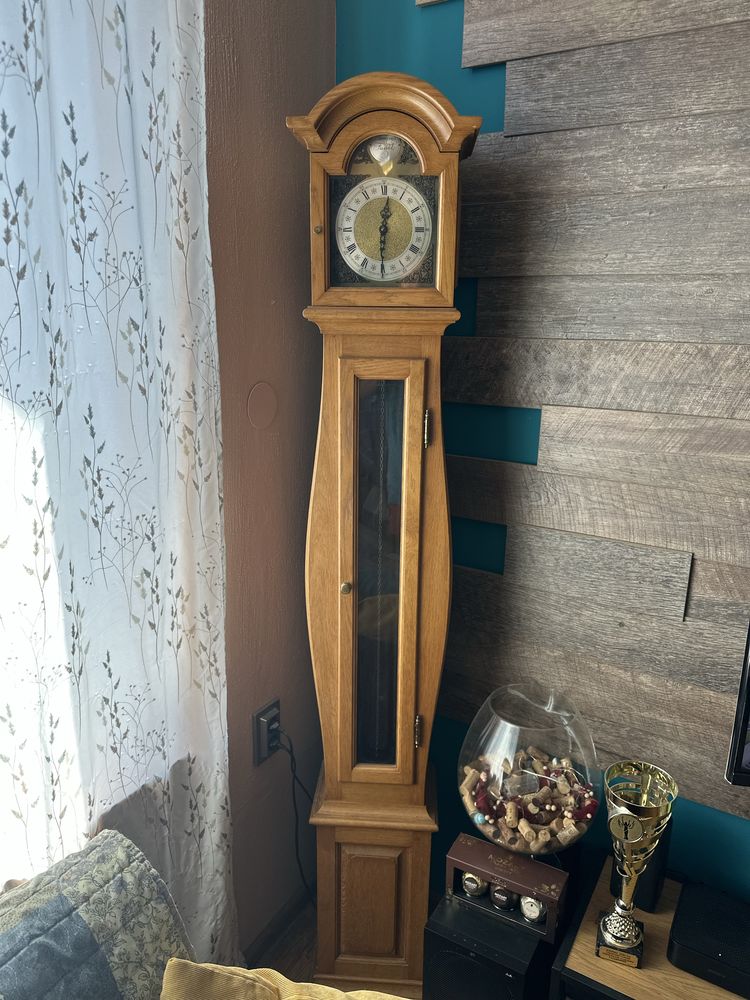 Паркетен часовник Tempus Fugit