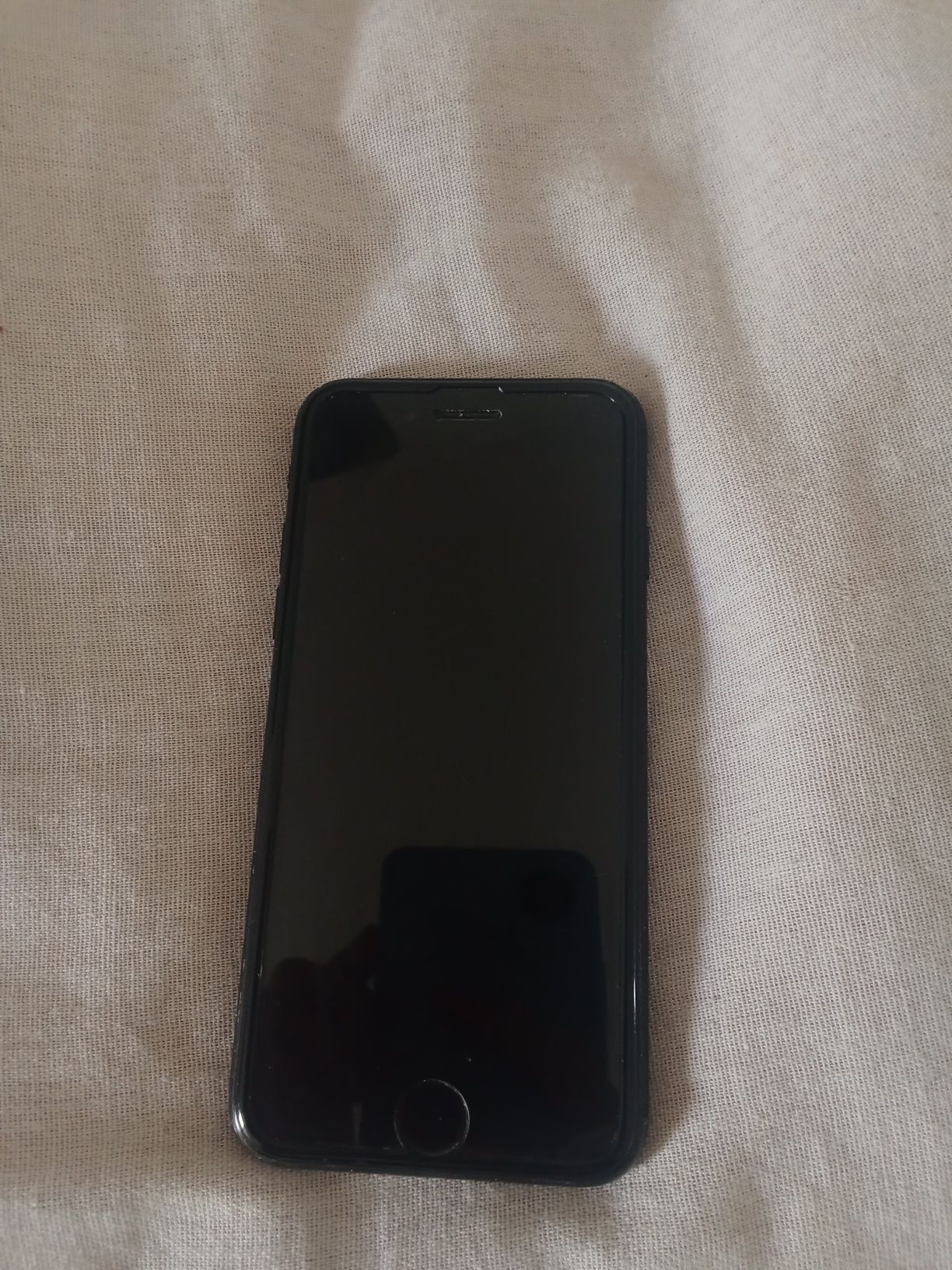 Iphone 7(не рабочий)