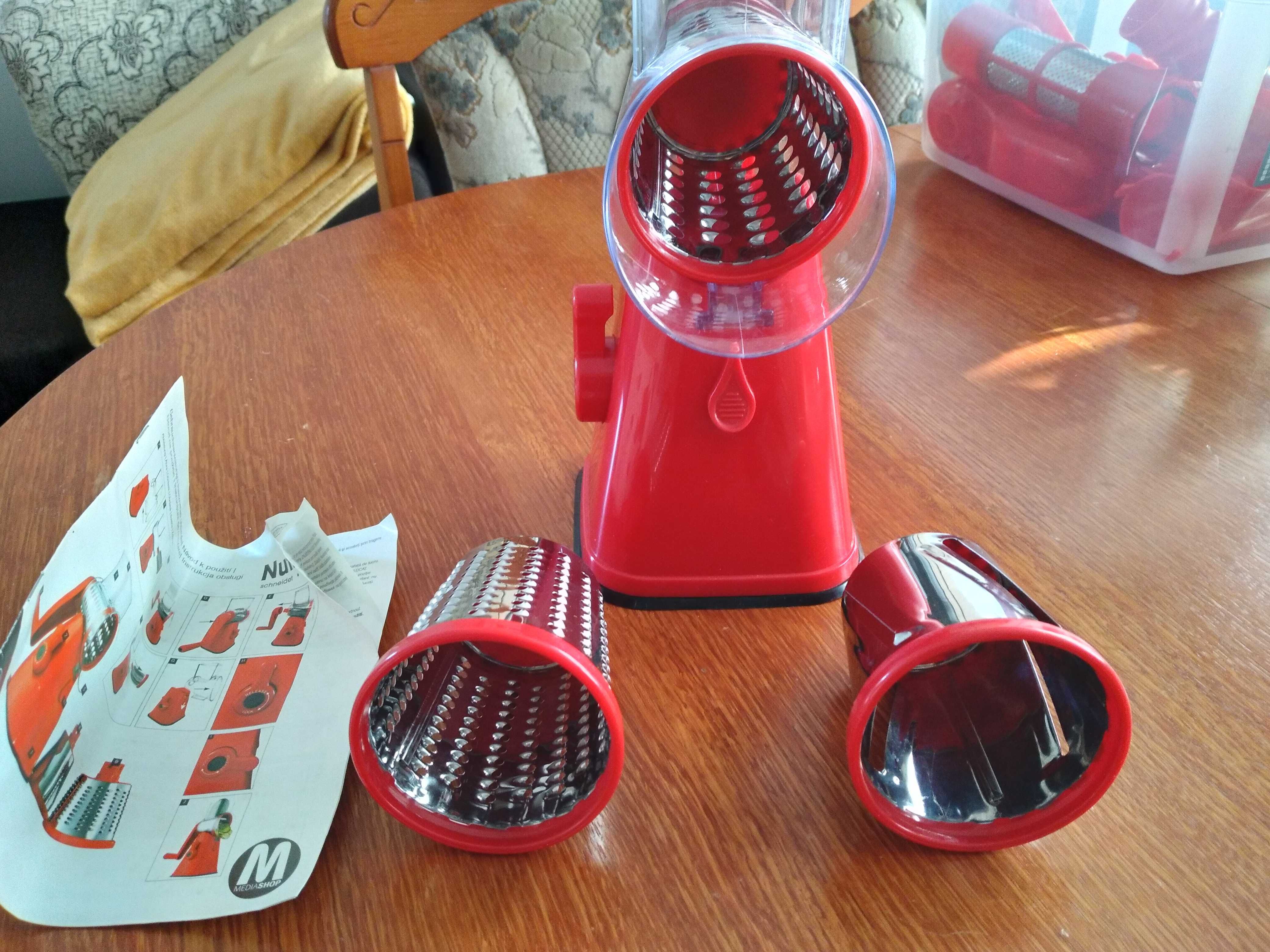 Aparat multifuncțional pentru tocat legume și fructe NUTRISLICER.