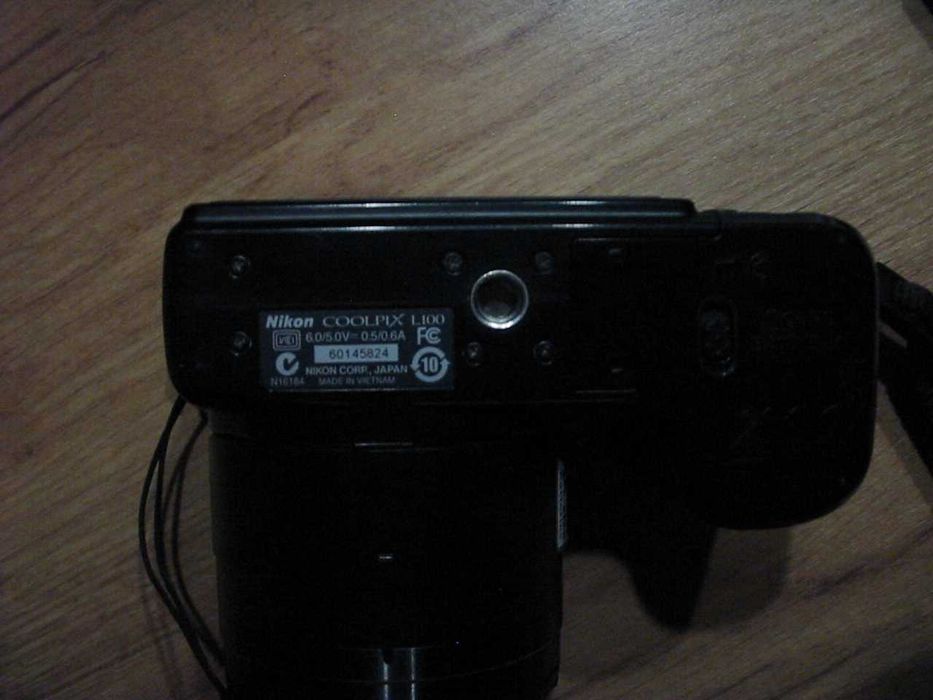 nikon coolpix l100