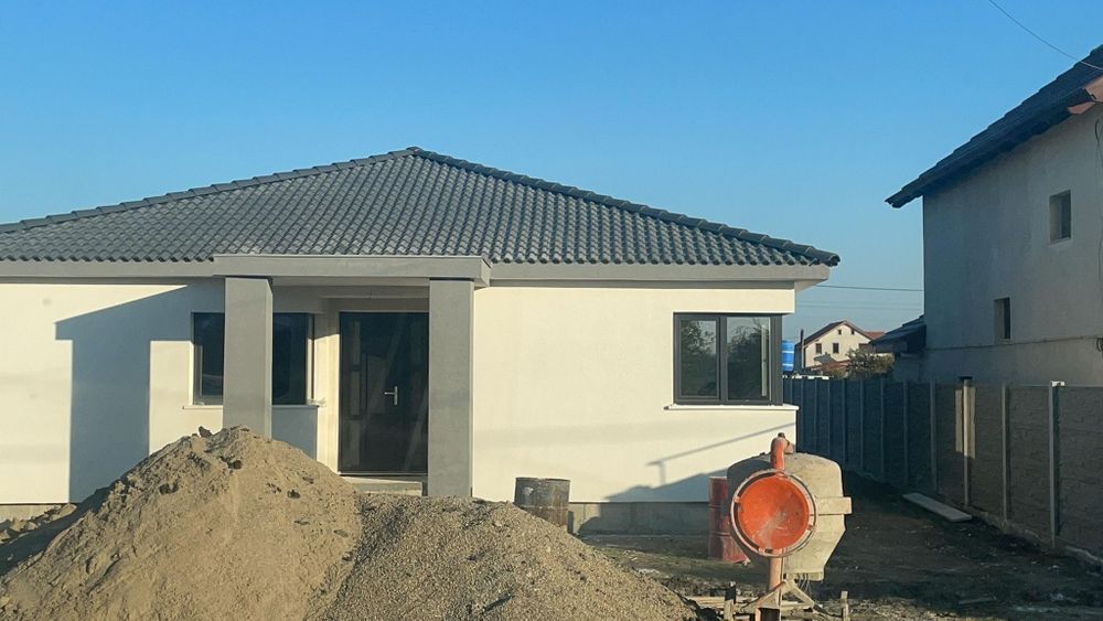 Vând casa Agigea