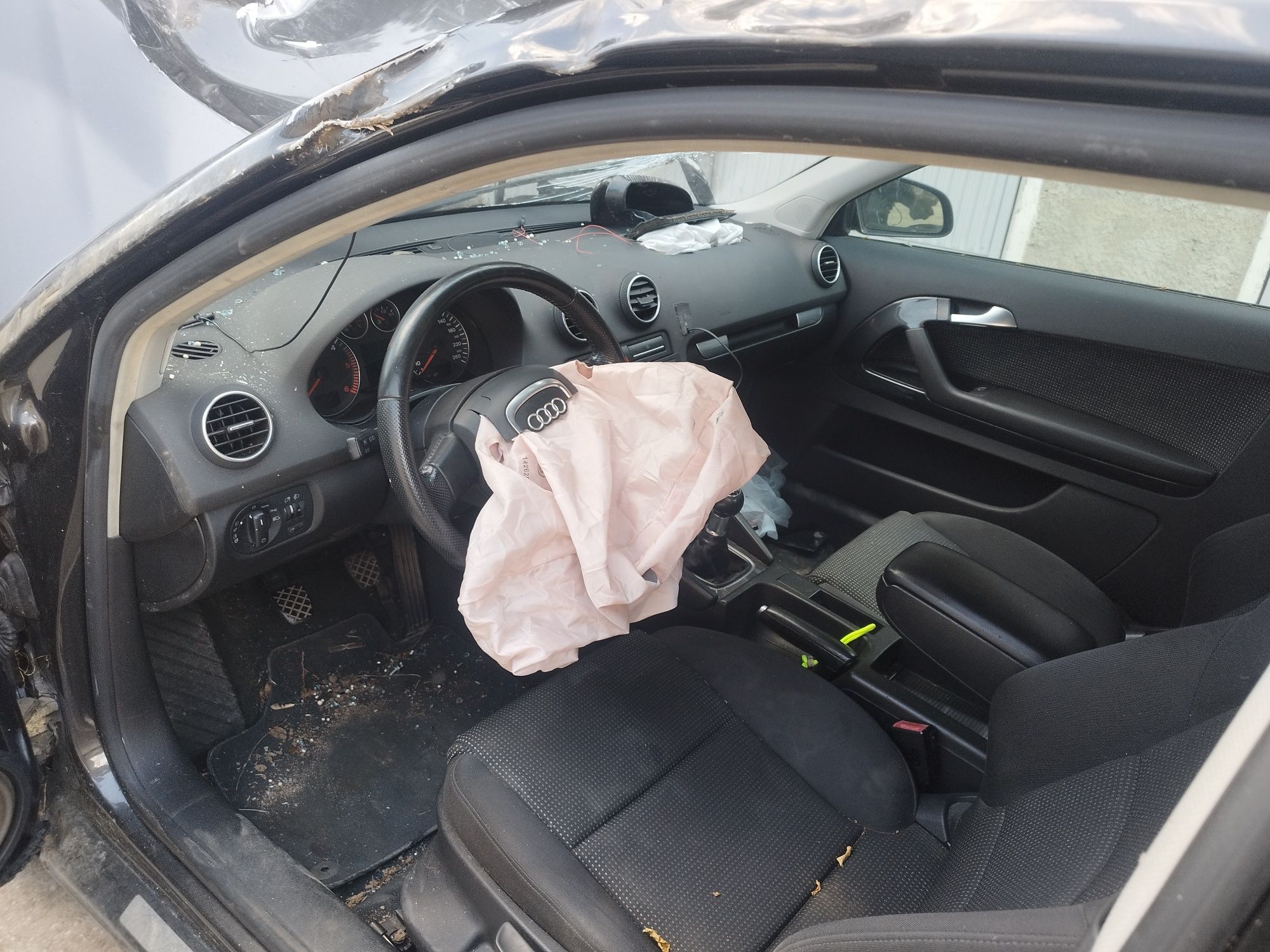 Продавам на части Ауди А3 8p 2.0 140 BKD 4x4