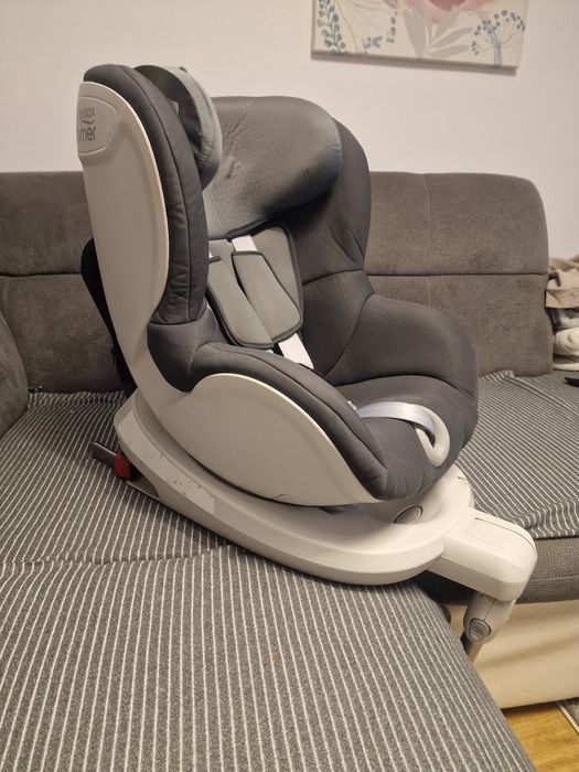 Scaun auto Britax Romer Dualfix 360° ISOFIX