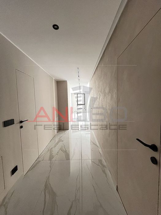 ДО ЮЖЕН ПАРК И МОЛ ПАРАДАЙС! АНИ-БО Недвижими имоти предлага за прода