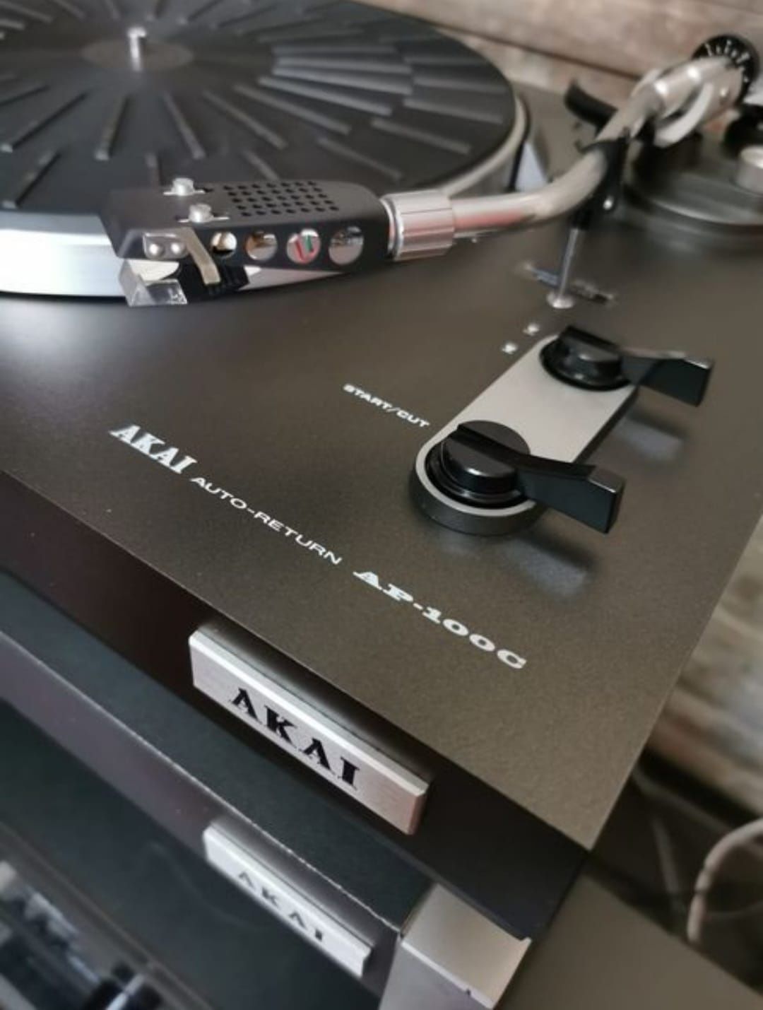 AKAI/Pick-up Ap 100c- CD-Player CD 55