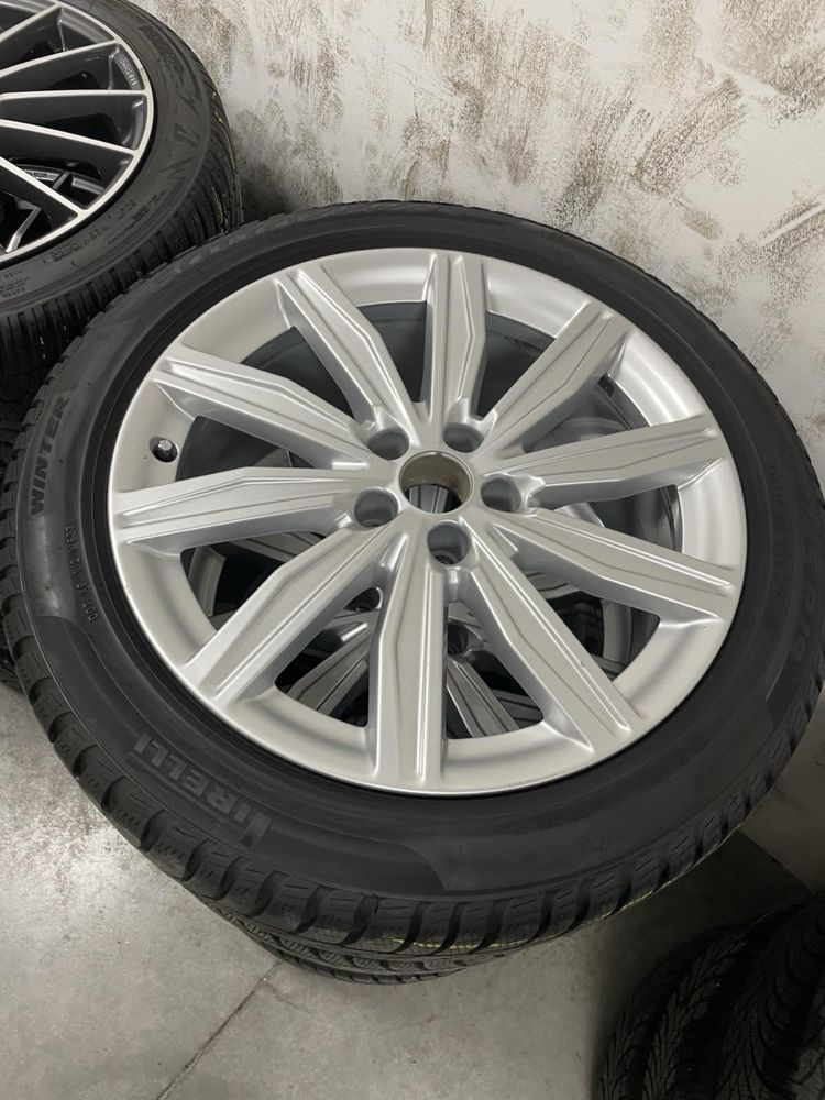 Продавам комплект оригинални алуминиеви джанти, свалени от Audi A6