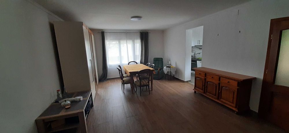 Casa de închiriat la tara