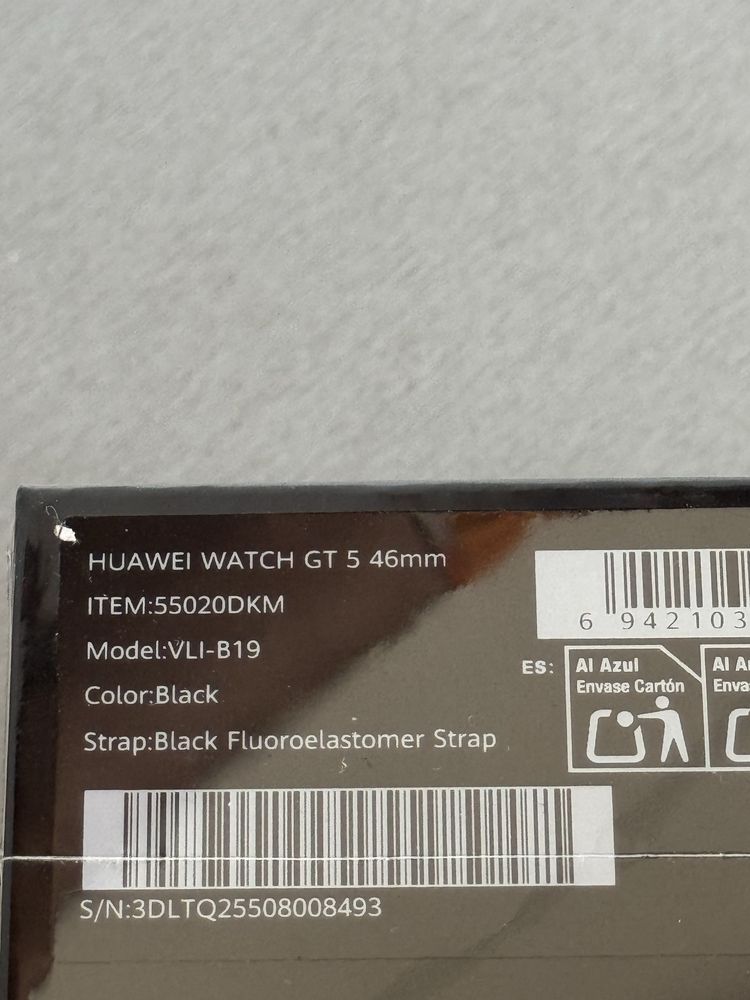 Продавам чисто нов Huawei watch GT5