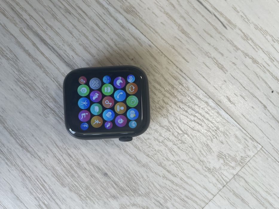 Часовник i8 Pro Max