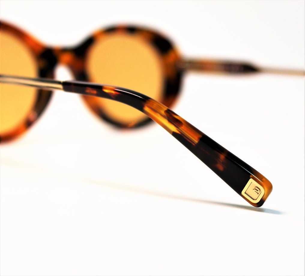 DSQUARED2 – Дамски огледални слънчеви "TIGER’S EYE" очила нови с кутия