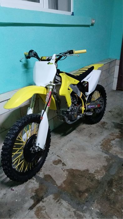 Suzuki RMZ 250 4t