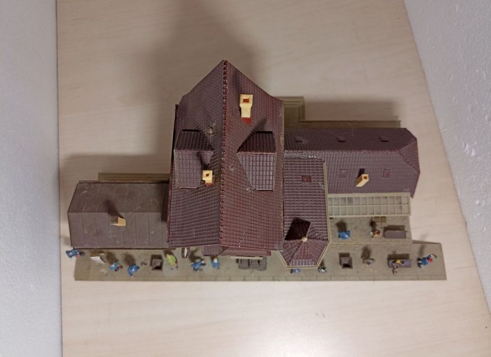 Gara trenulet electric scara 1:87 vollmer 29596
Vollmer 29596
Se v