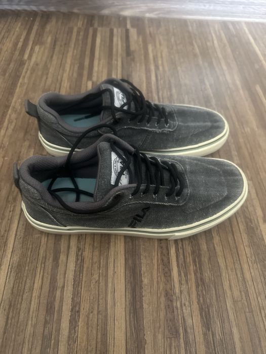 Спортни обувки “FILA”