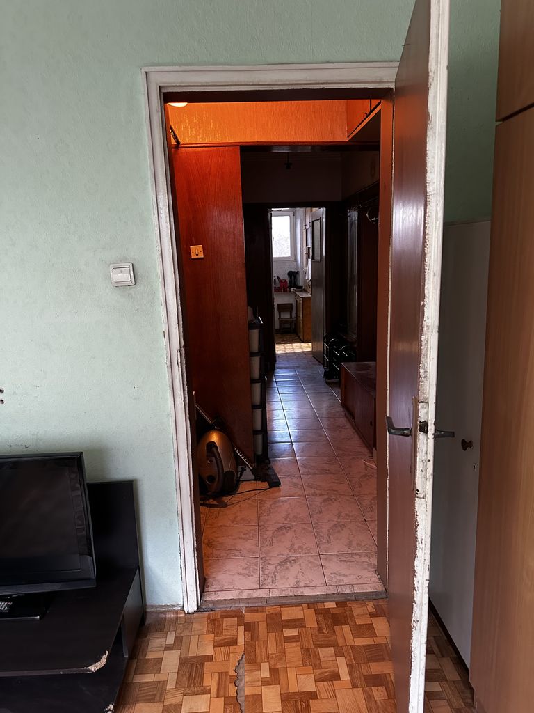 Дава се под наем Етаж от къща в Пловдив, Кючук Париж - 110 кв.м за 510 € - Снимка #19