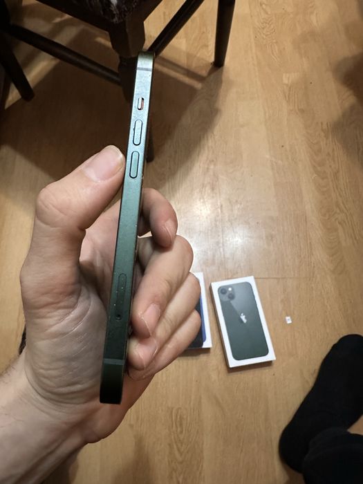 iPhone 13 ,13mini и XR
