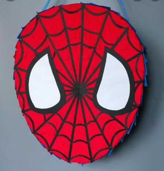 Pinata spiderman