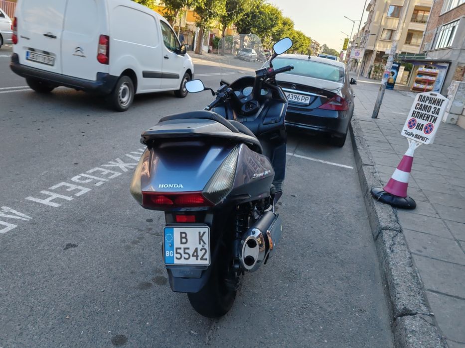Honda silver wing 400