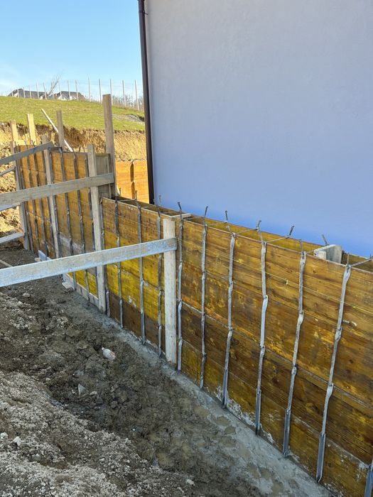 Inchiriere schela metalica sau aluminiu pe roti, doka, popici, scule