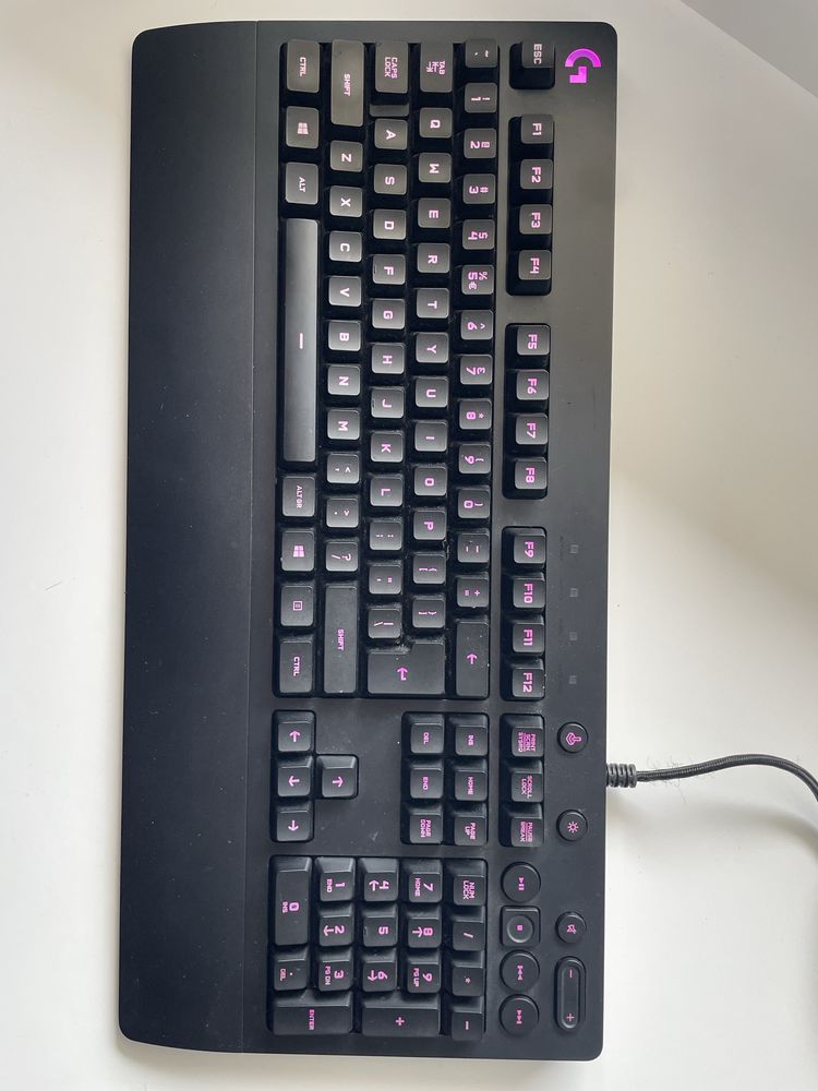 Геймърска клавиатура  G213