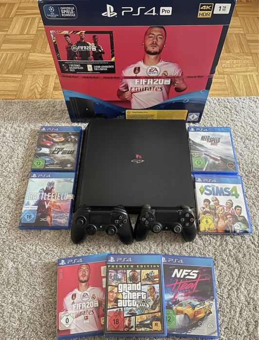 Ps4 Pro 1TB 2 manete