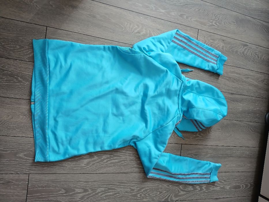 Bluza Adidas dama mărimea S.
