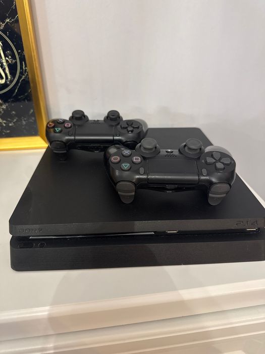 Sony PlayStation 4 Slim 1Tb черный