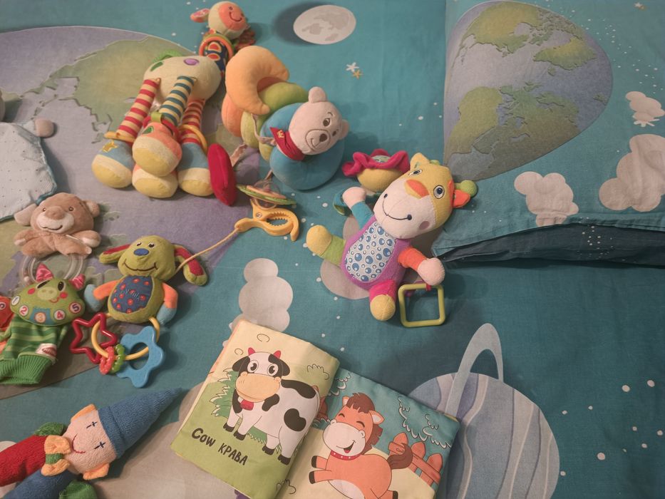 Плюшени и занимателни играчки