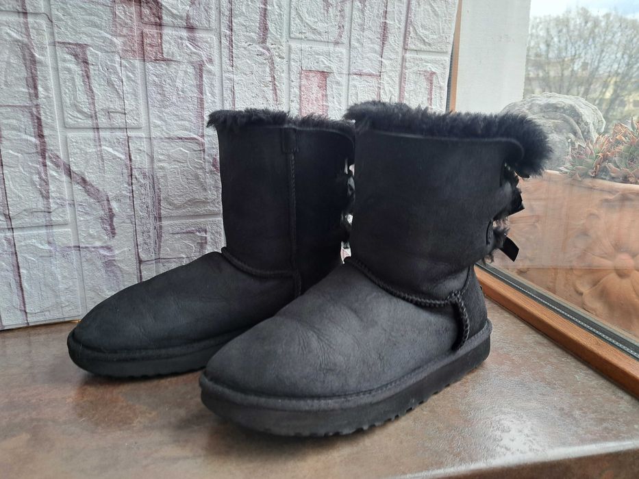 дамски ботуши,зимни обувки,боти,апрески,UGG номер38