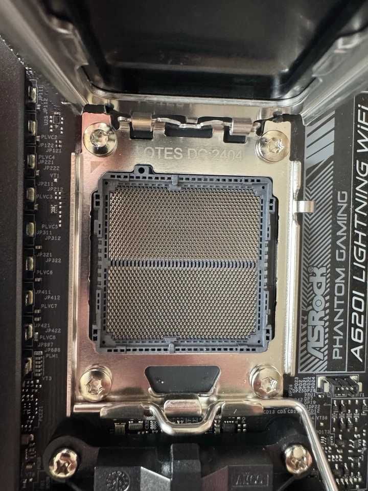Дънна платка ASROCK A620I Lightning WiFi AM5 Mini-ITX