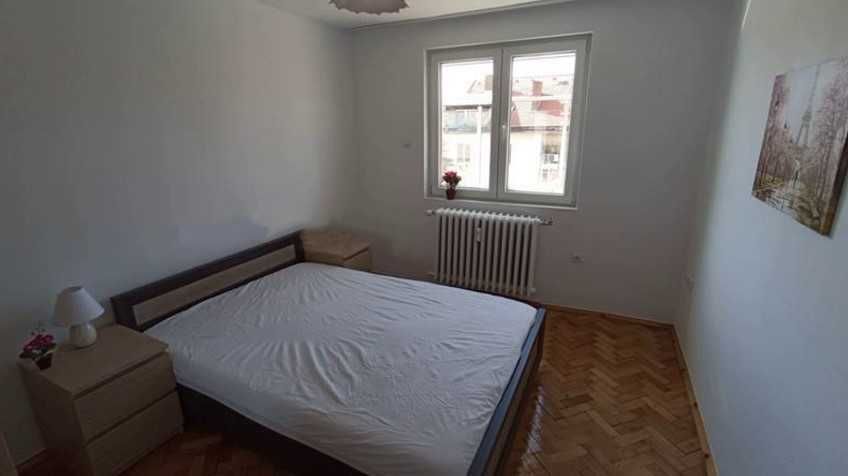 Дава се под наем Двустаен апартамент в София, Център - 66 кв.м за 700 € - Снимка #10