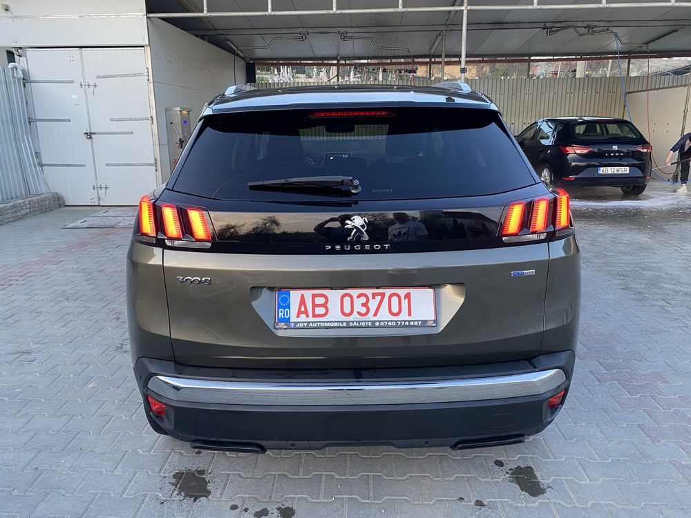Peugeot 3008/ 1.2 i/131 cp/euro 6