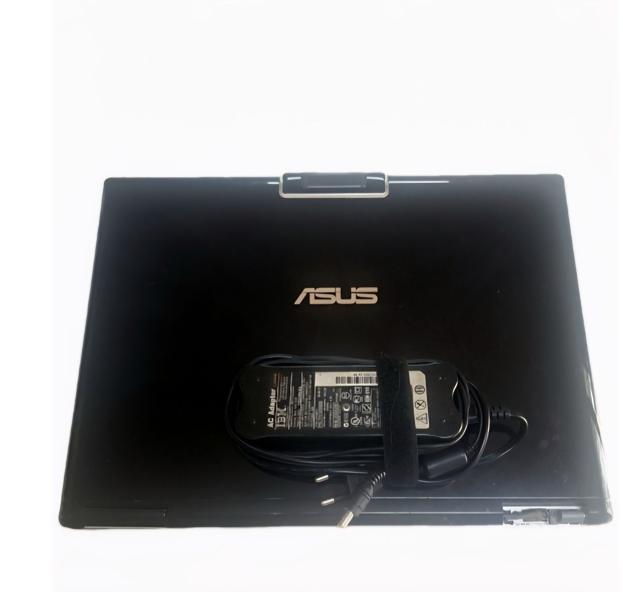 Лаптоп Asus работещ