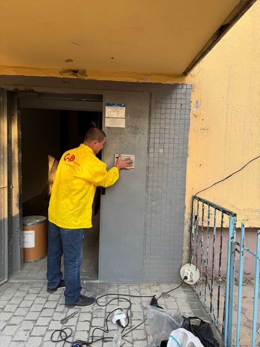 Установка домофонов в подъезды | Недорого | Официальный расчет с чеком