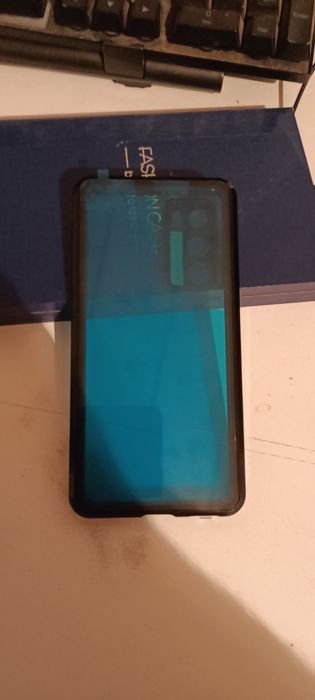 Продам защитный чехол для смартфона Хуавей р40