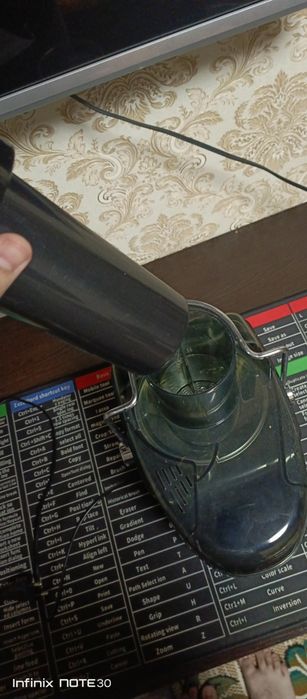 Соковыжималка мощная