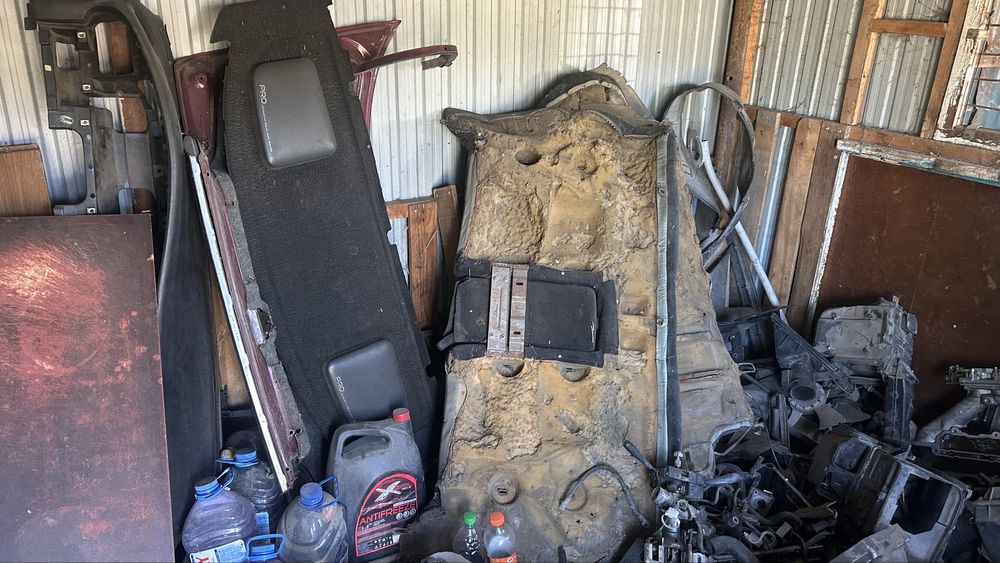 РазборНиссан максима j30