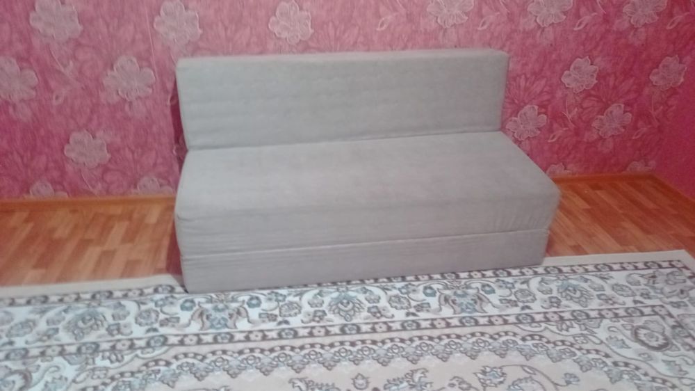 Продам диван трансформер новый