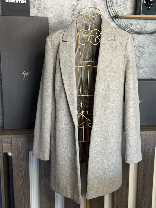 Palton primark m 150 lei