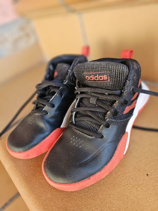 Vând ghete băieți mar.31