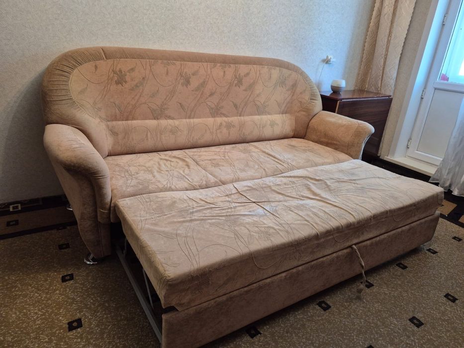 СРОЧНО продам диван