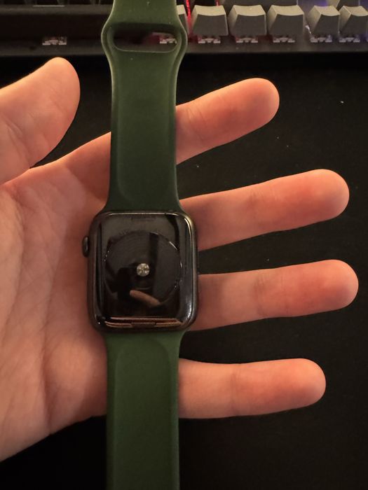 Apple Watch SE БУ