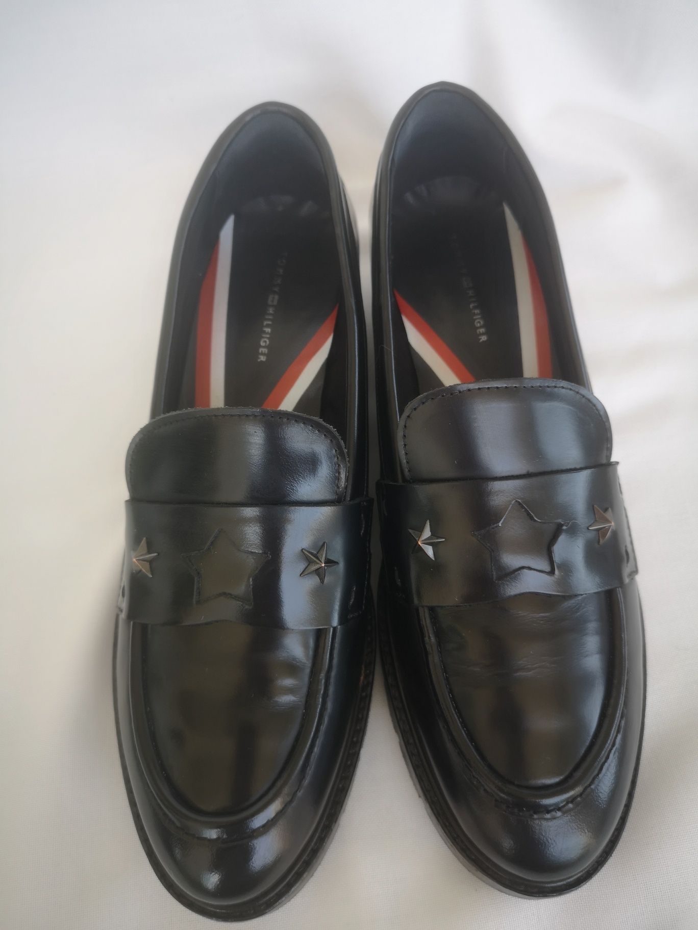 Tommy Hilfiger, лоуфъри естествена кожа, номер 39