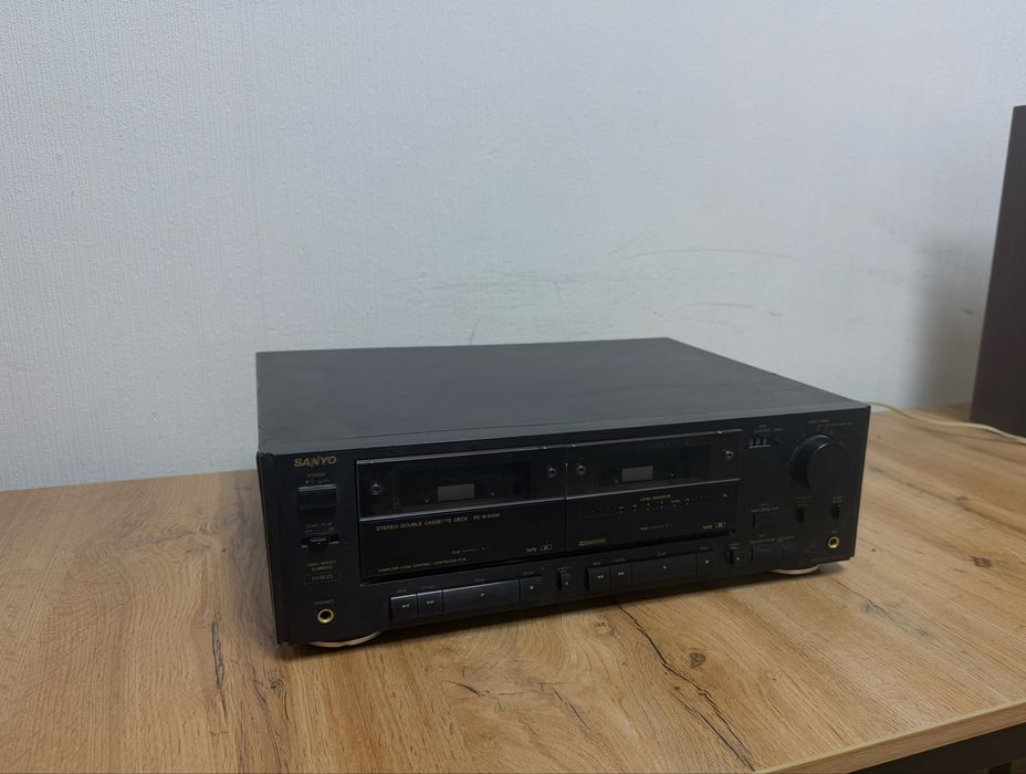 Продаётся кассетная дека Sanyo RD-W8300